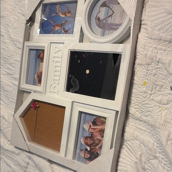 White Multi-Photo Family Collage Frame - Picture 1 of 3